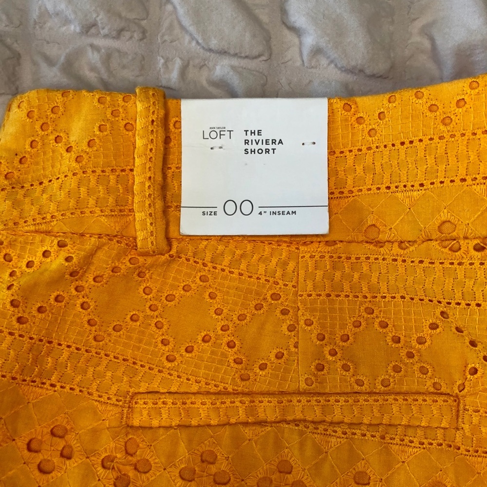 NWT LOFT Riviera Orange Eyelet Shorts - Picture 3 of 4